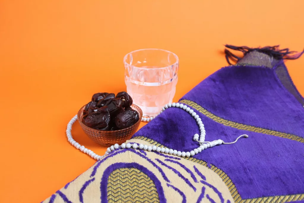 Understanding the rules of fasting while traveling
