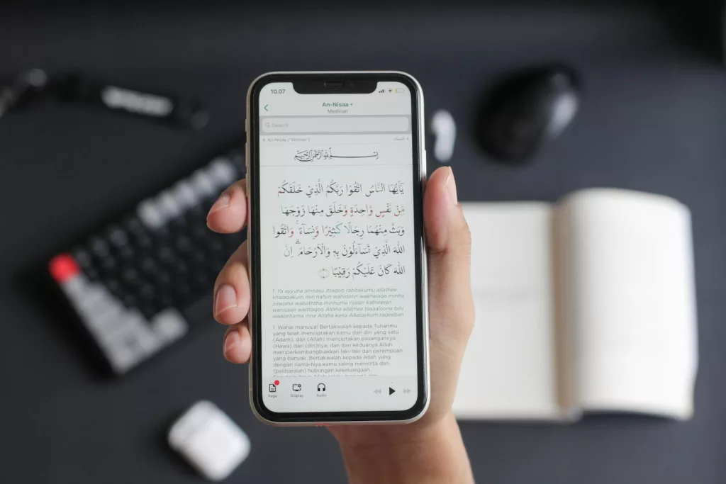 Packing essential items for fasting while on the go