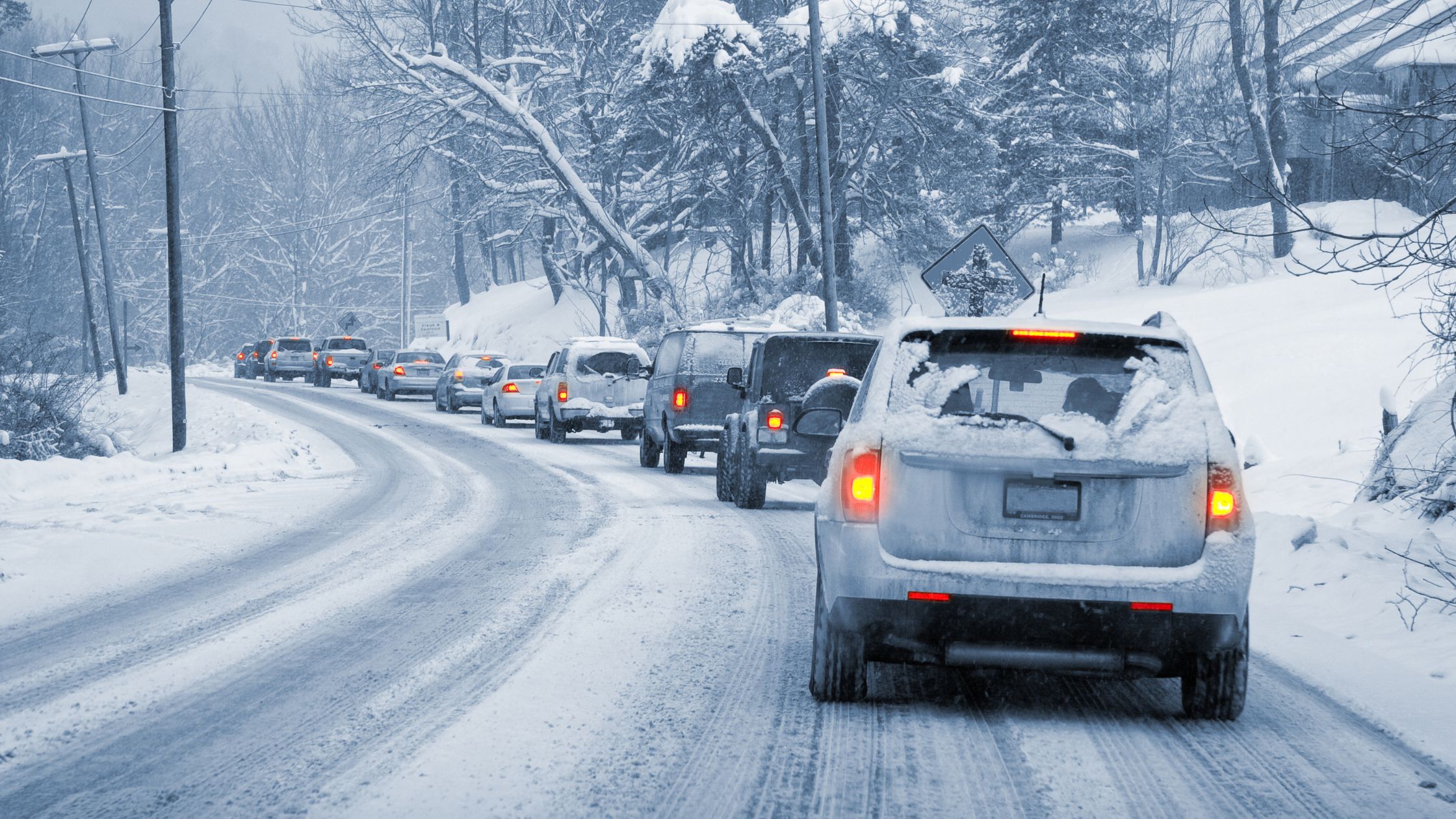How to Travel Safely During Winter in the UK — Tips for Individuals and Groups