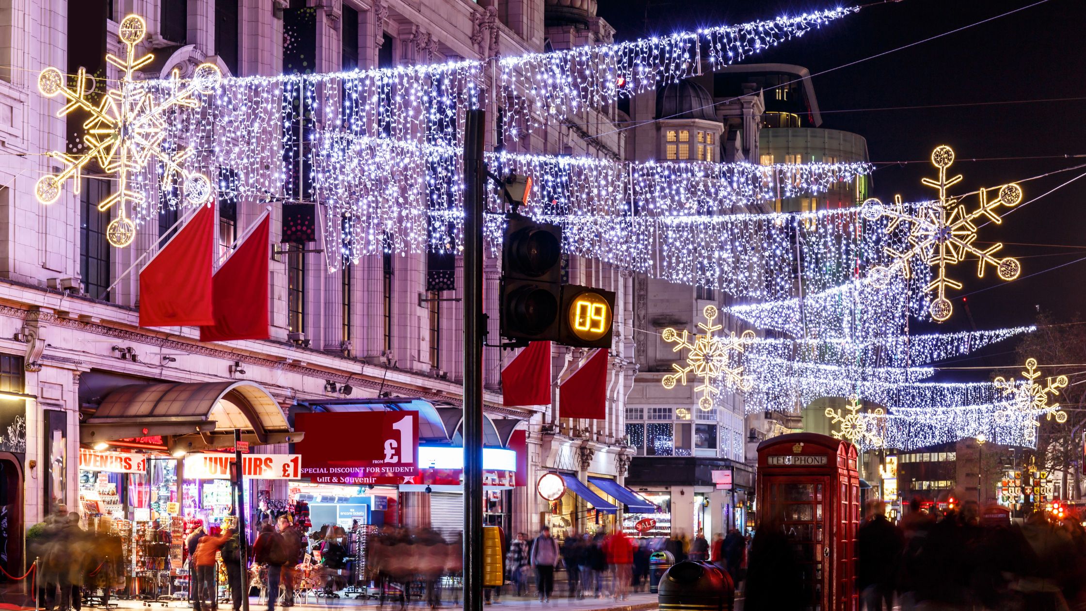 Book Your Minibus Transport for the Christmas Holidays