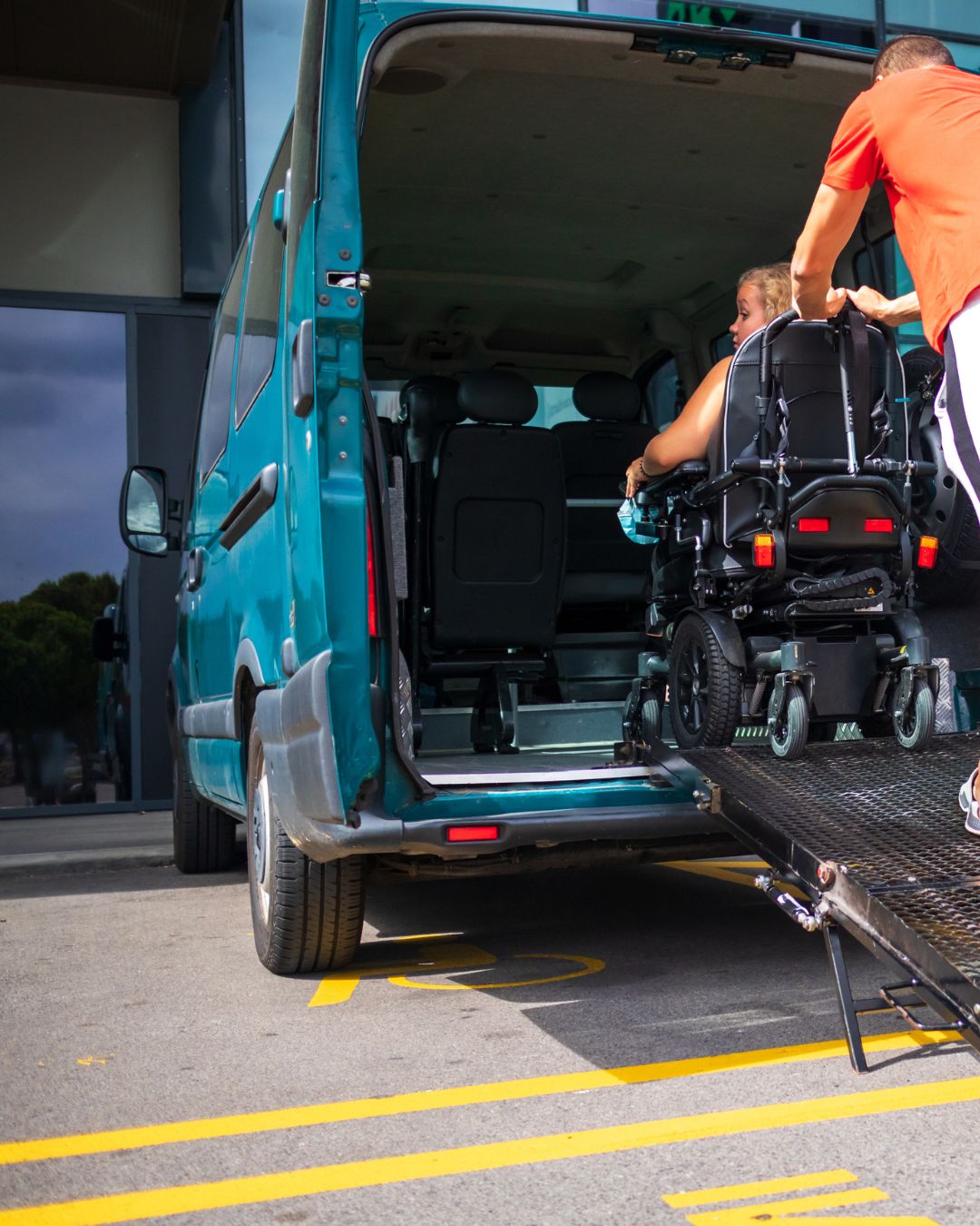 Reliable Patient Transport in Birmingham with AJ Travel