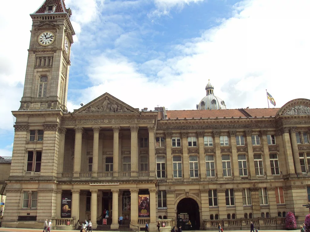 Explore the Rich History of the Birmingham Museum and Art Gallery